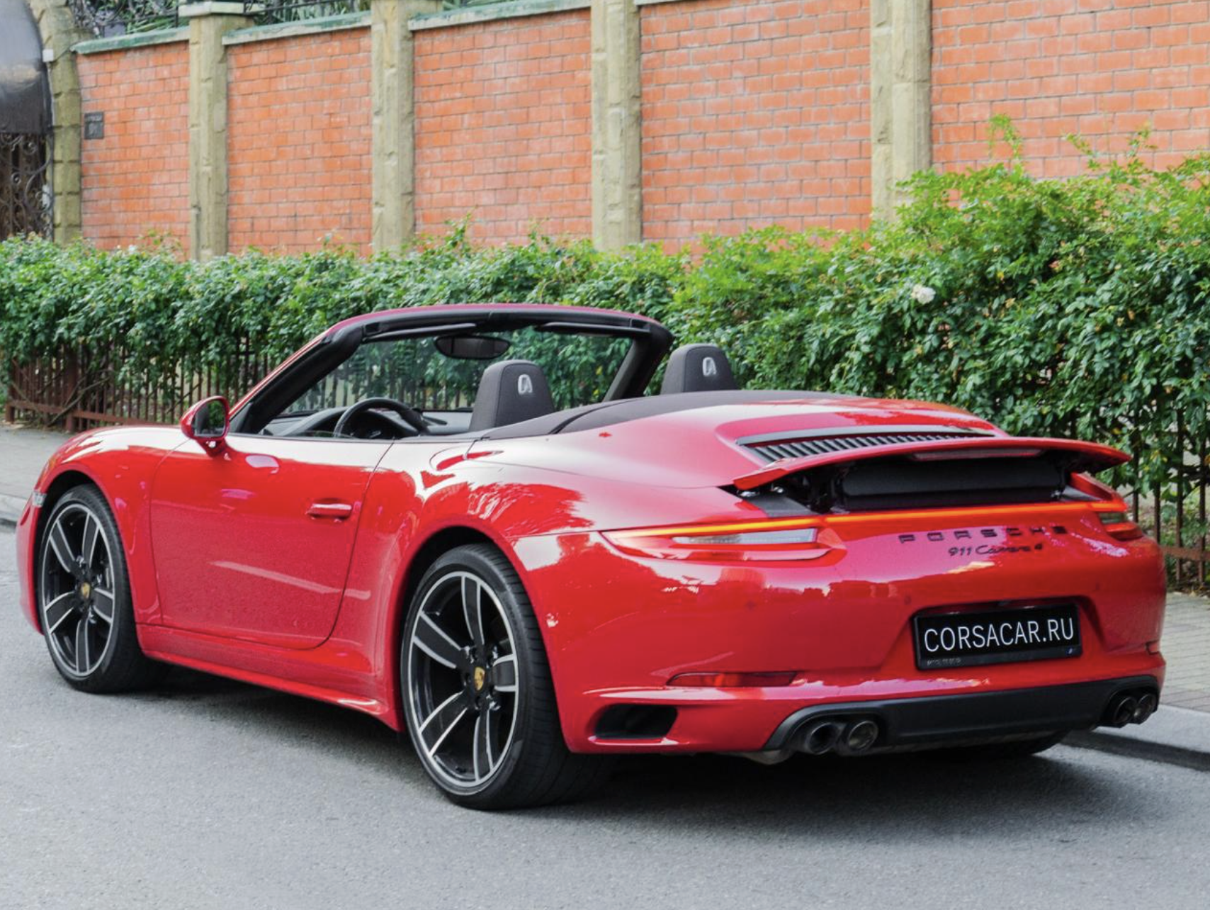 Porsche 911 Carrera 4 — изображение 2